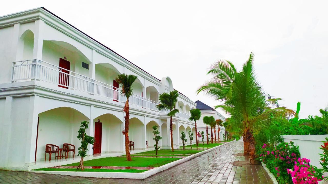 Puri Lovina Hotel Exterior foto