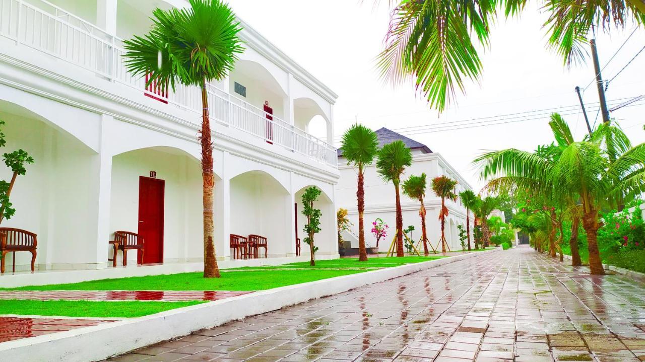 Puri Lovina Hotel Exterior foto