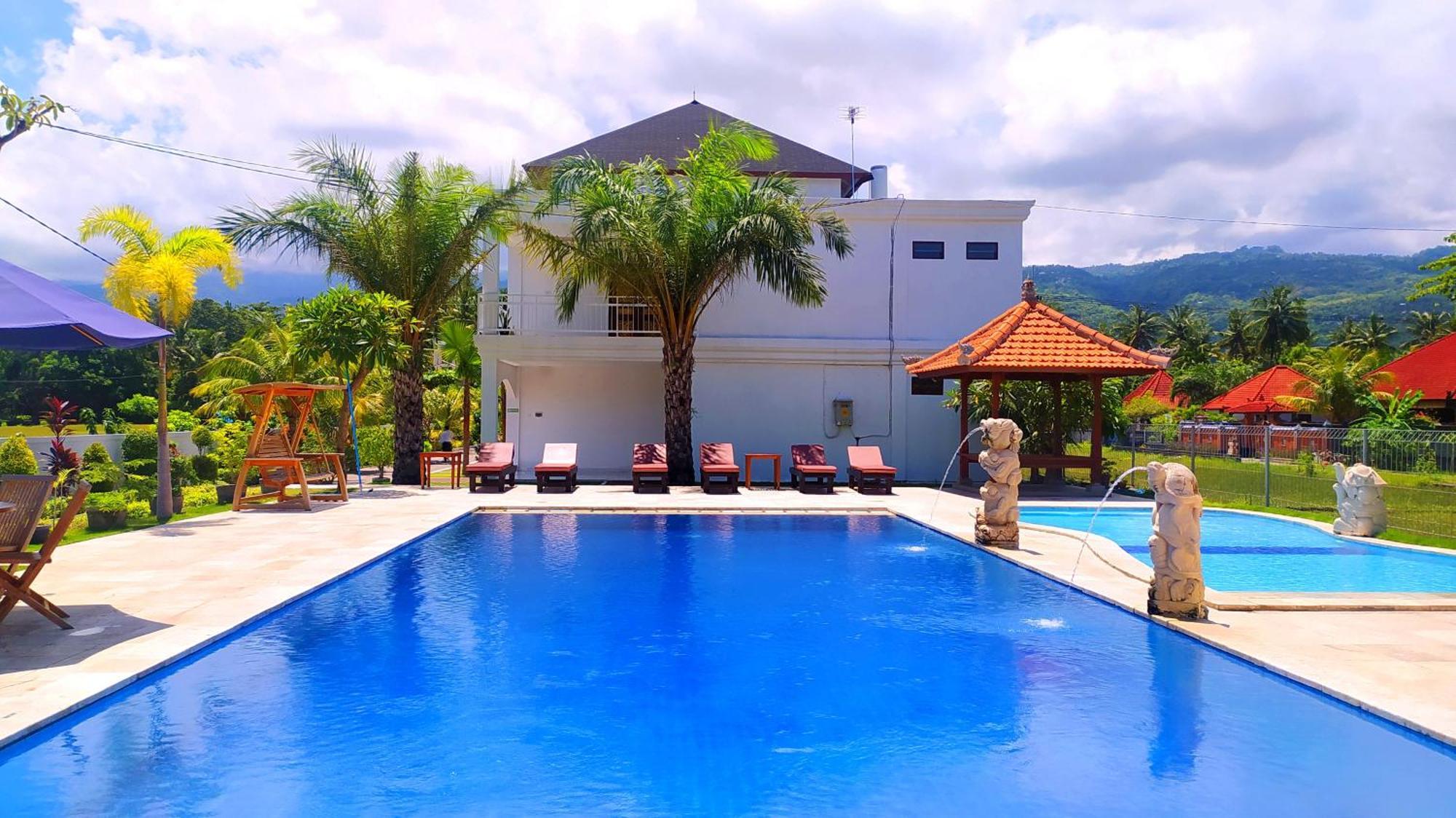 Puri Lovina Hotel Exterior foto