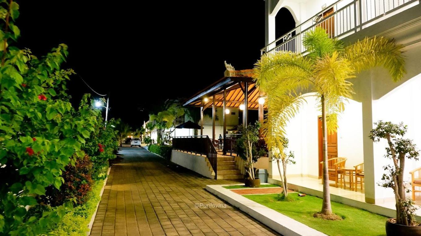 Puri Lovina Hotel Exterior foto